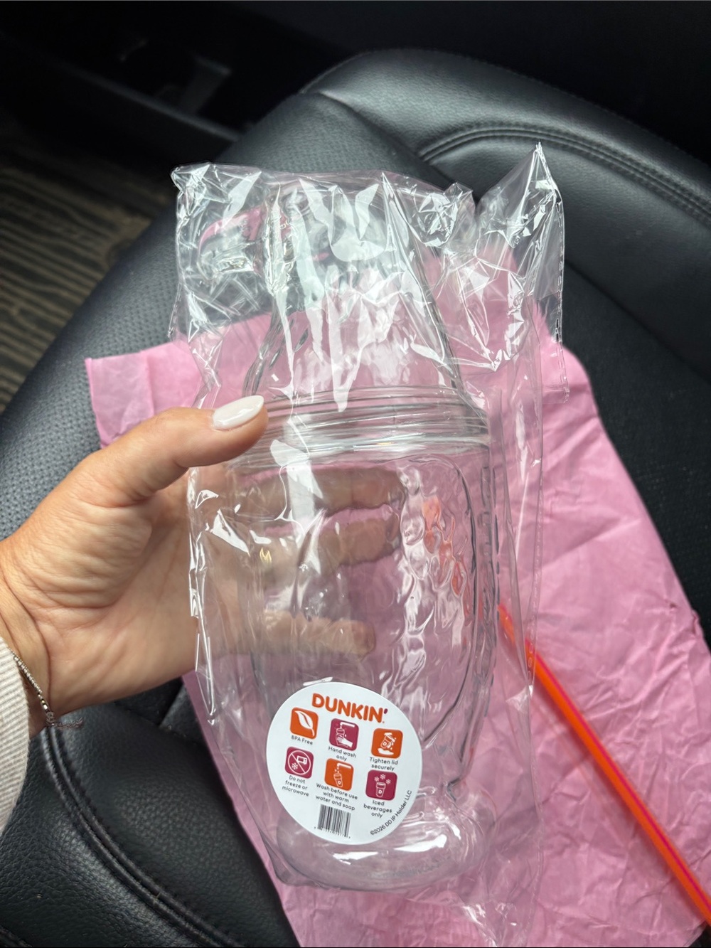 Dunkin’ Eagle tumbler with straw